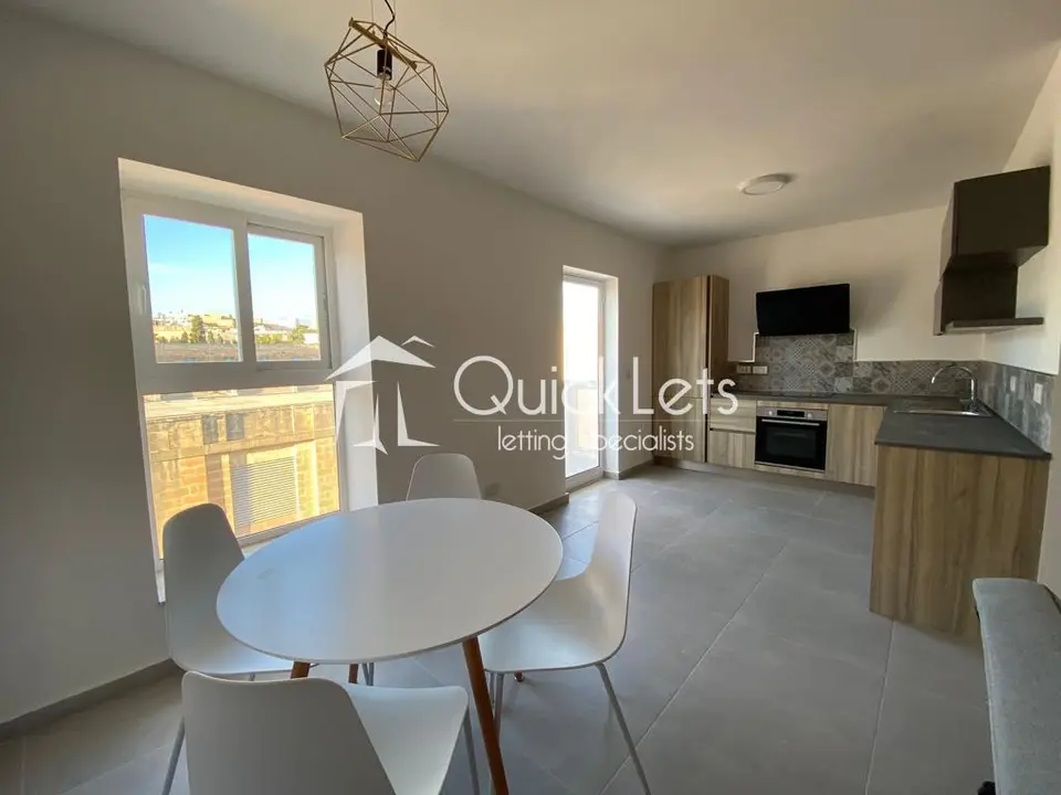 2 bedroom Apartment to rent in Gzira