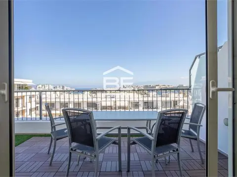 2 bedroom Penthouse to rent in Gzira