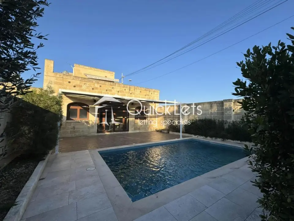 4 bedroom Farmhouse to rent in Gozo - Xewkija