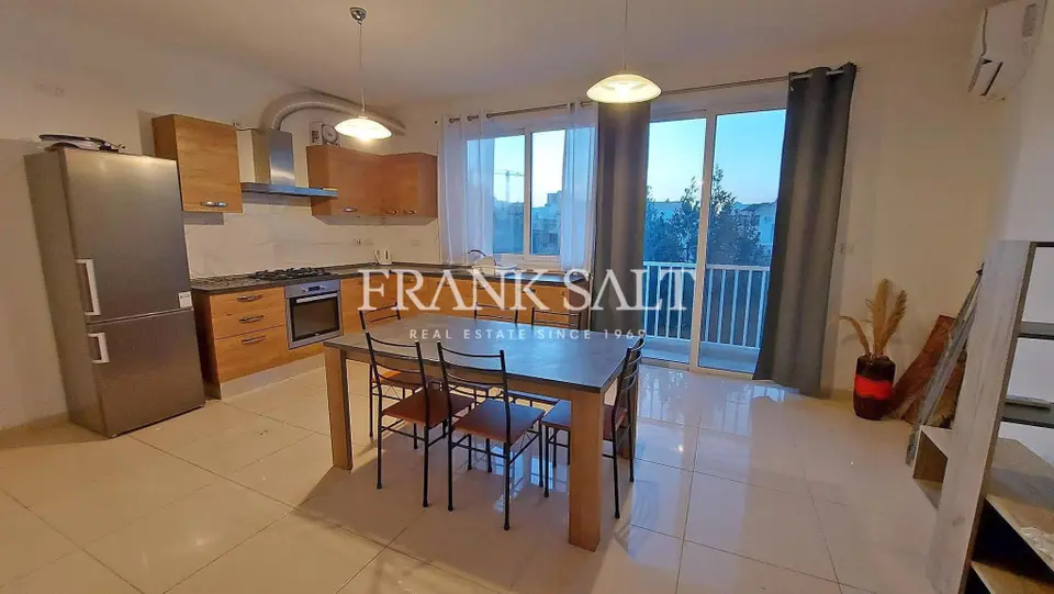 Tarxien, Furnished Apartment