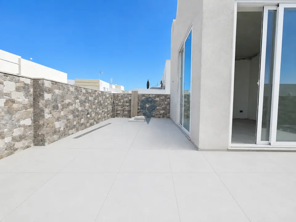 3 bedroom Duplex Penthouse for sale in San Gwann