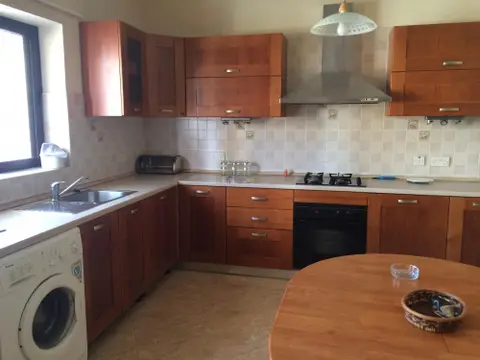 3 bedroom Maisonette to rent in Mosta