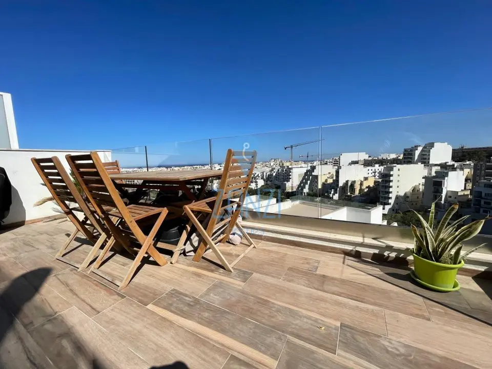 6 bedroom Duplex Penthouse for sale in St. Julians