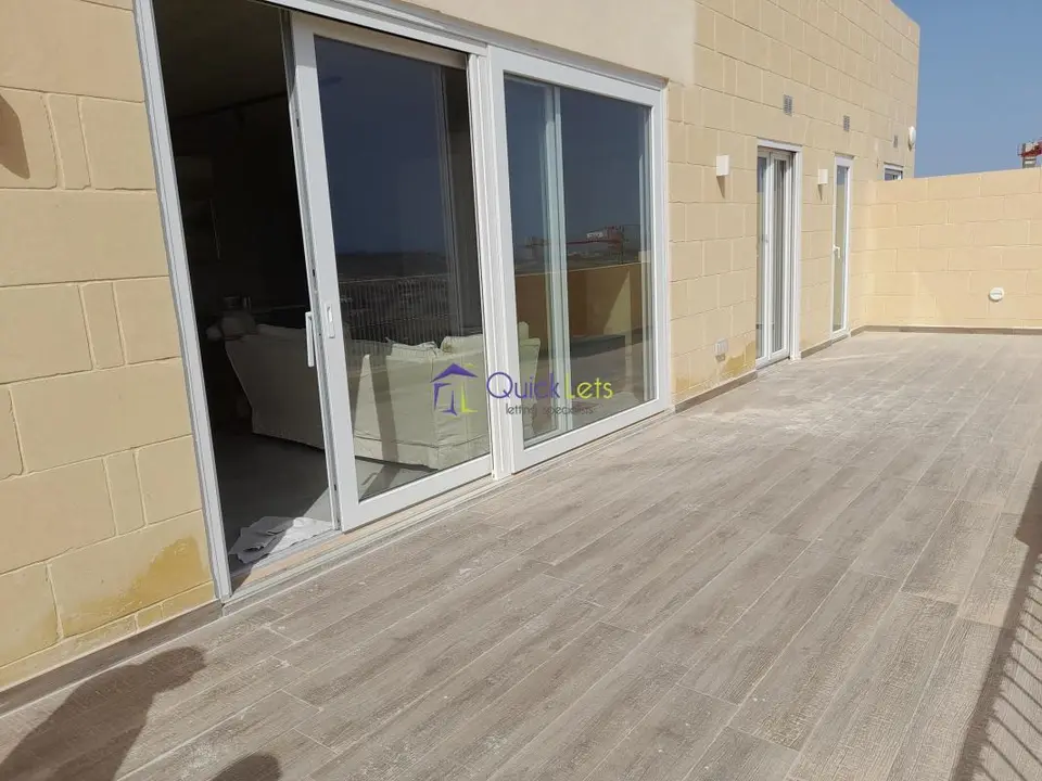 2 bedroom Penthouse to rent in Gozo - Sannat