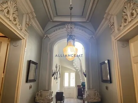 5 Bedroom Town House For Sale in Qormi
