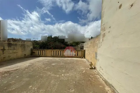 Town House For Sale in Rabat