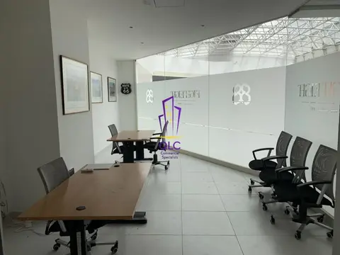 Office to rent in Sliema