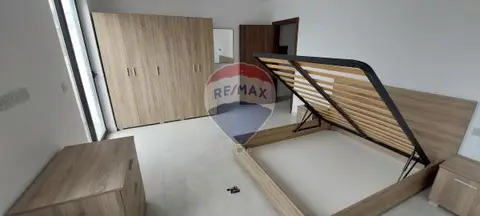 2 bedroom Apartment to rent in Birkirkara