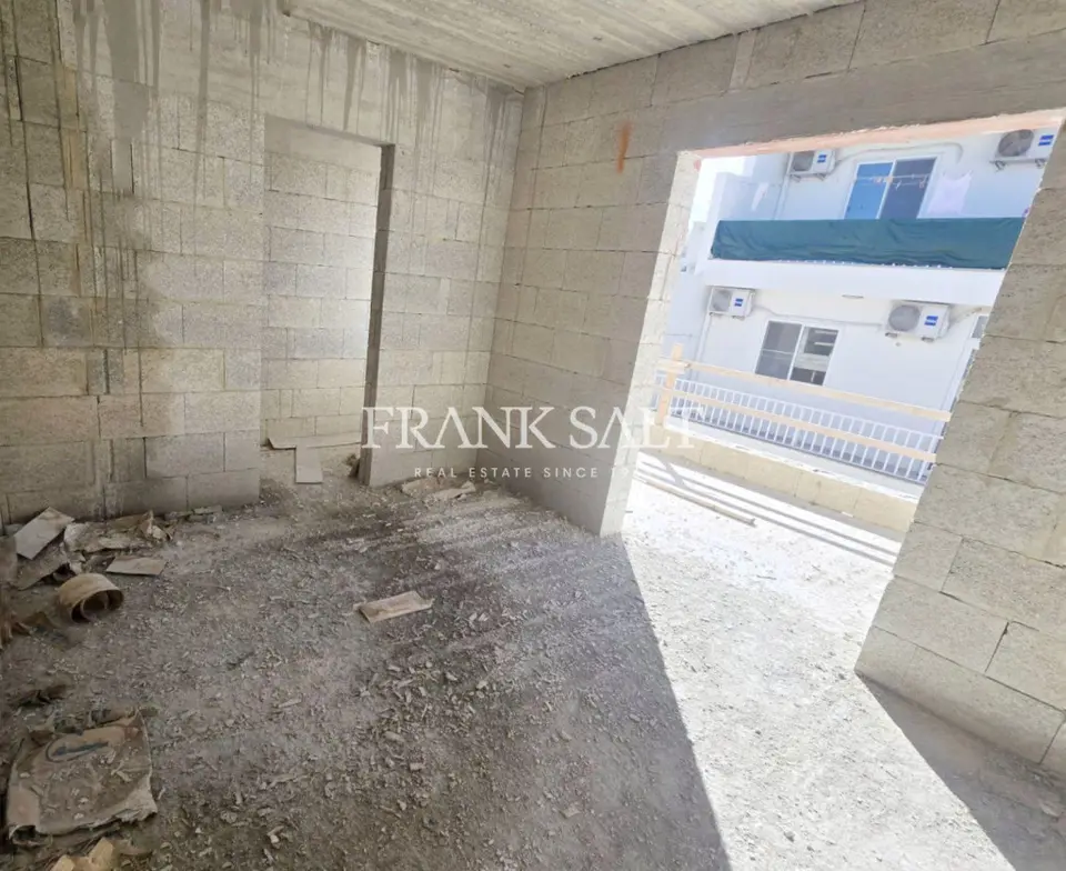 Fgura Shell form Penthouse