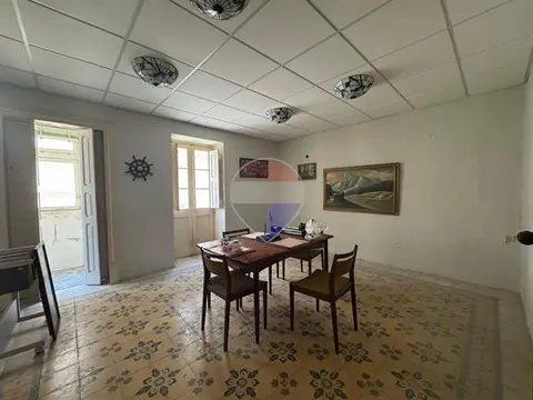 4 bedroom Townhouse to rent in Floriana
