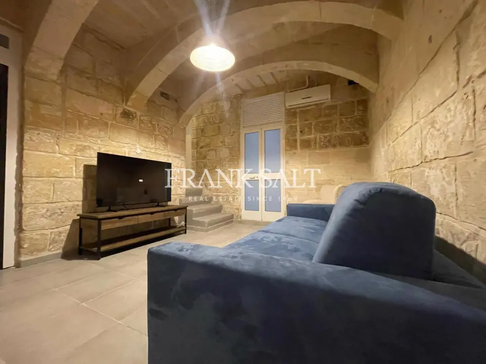 Floriana, Furnished Apartment