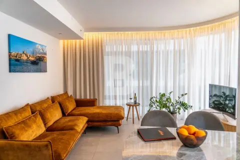 3 Bedroom Apartment For Sale in St Julian's
