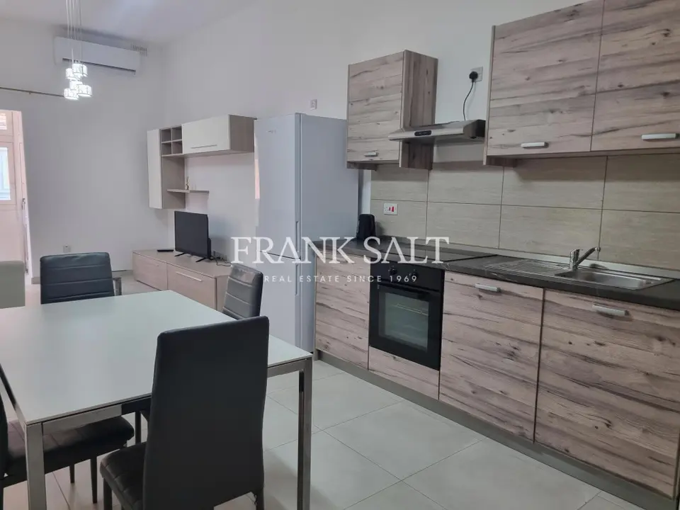 Gzira, Furnished Apartment