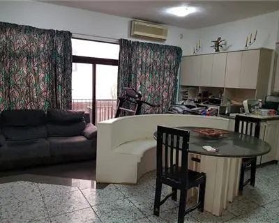 6 bedroom Terraced House to rent in St Paul's Bay