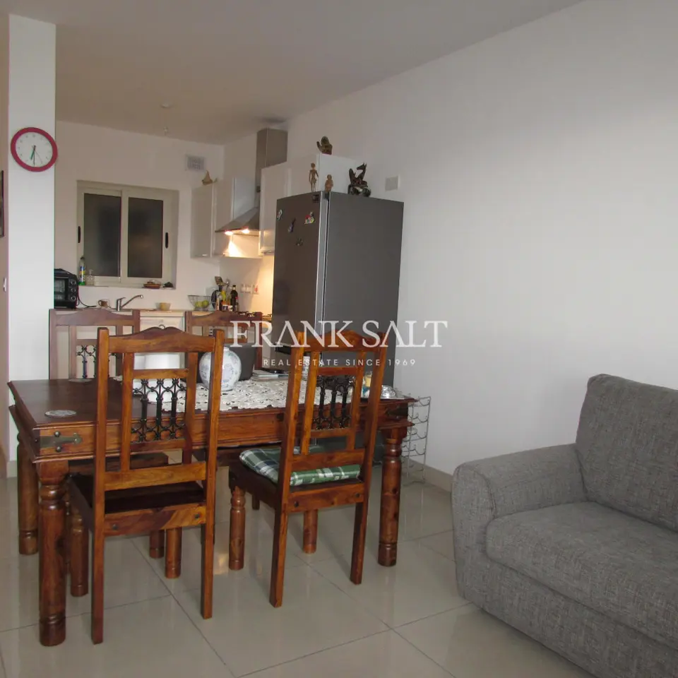 Gzira, Furnished Apartment