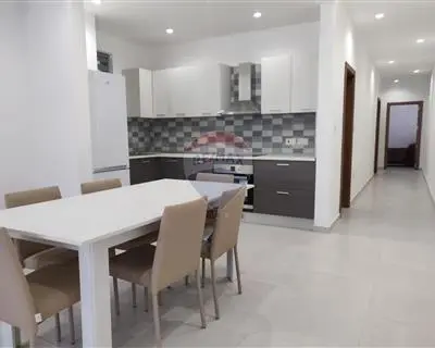 3 bedroom Maisonette to rent in Ghaxaq