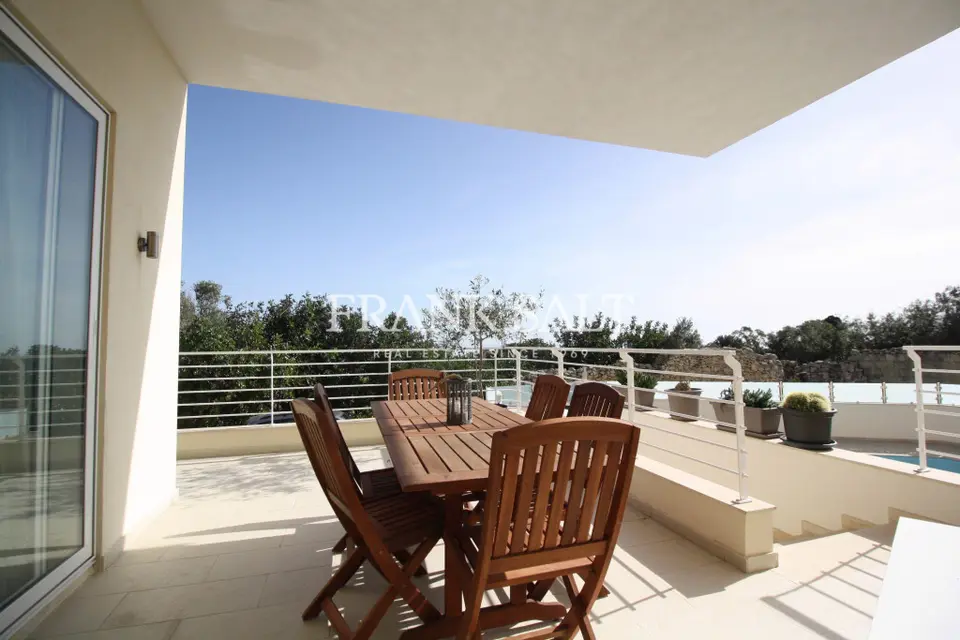 Madliena, Furnished Maisonette