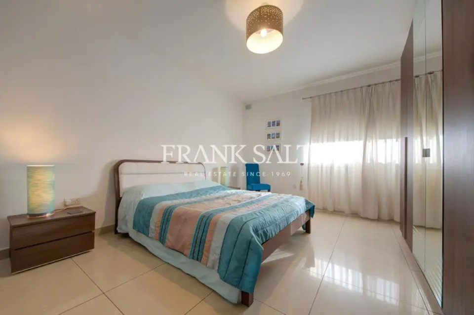 Gzira, Furnished Apartment