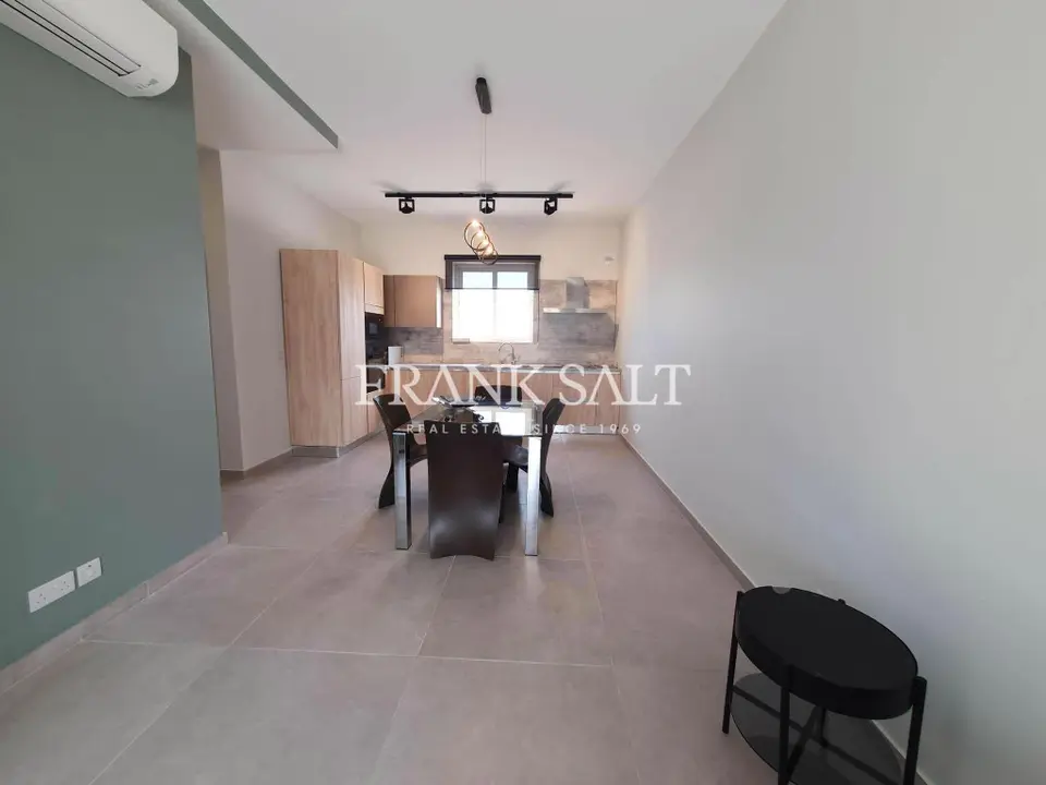 Kirkop, Furnished Penthouse