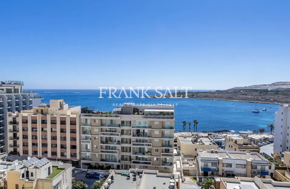 Qawra, Furnished Penthouse