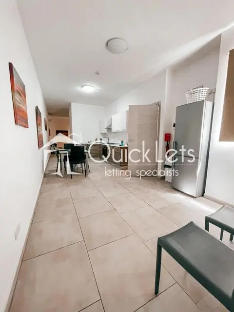2 bedroom Apartment to rent in Gzira