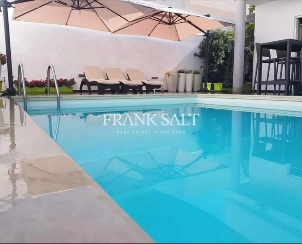 Marsascala, Semi-detached Villa