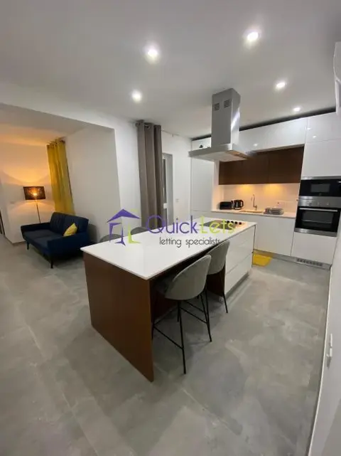 2 bedroom Apartment to rent in Gzira
