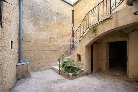 3 bedroom House of Character for sale in Zabbar