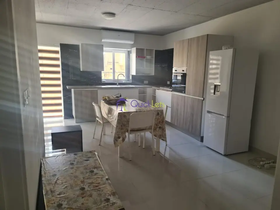 2 bedroom Apartment to rent in Sliema