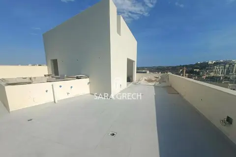 2 Bedroom Penthouse For Sale in Marsascala