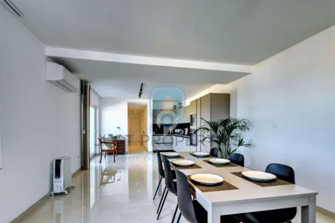 2 Bedroom Penthouse For Sale in St Julian's