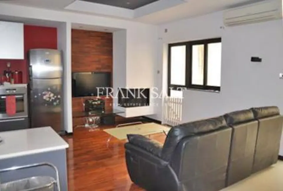 Swieqi, Furnished Duplex Maisonette