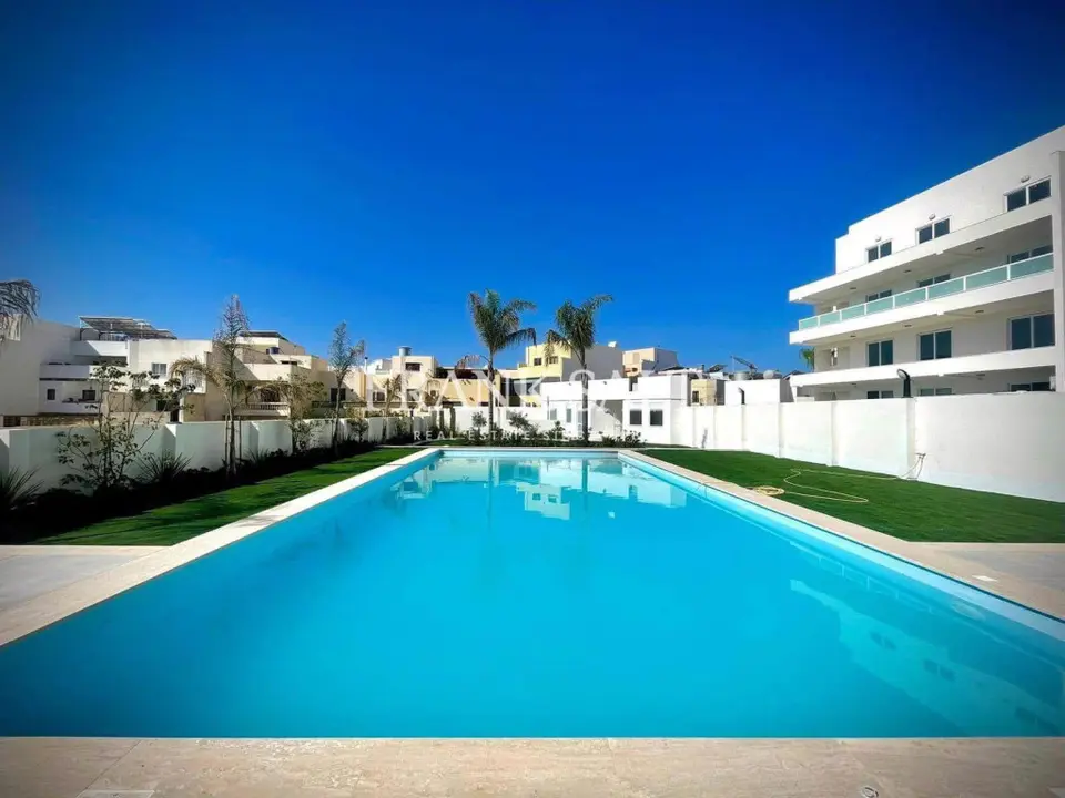 Zebbug, Finished Penthouse
