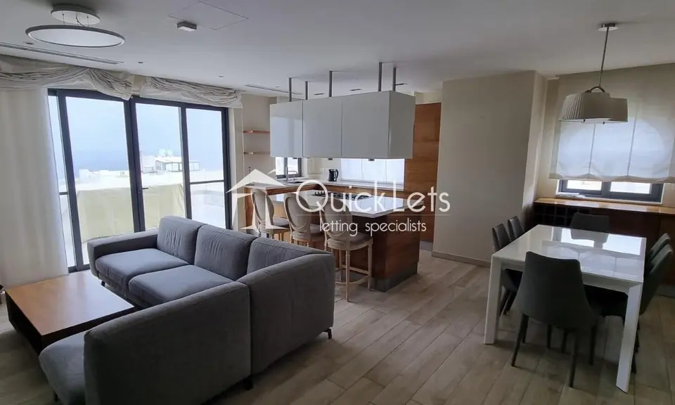 3 bedroom Maisonette to rent in Pembroke