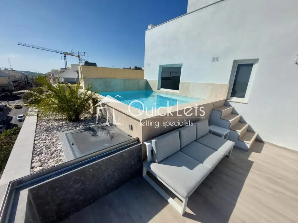 3 bedroom Penthouse to rent in Naxxar