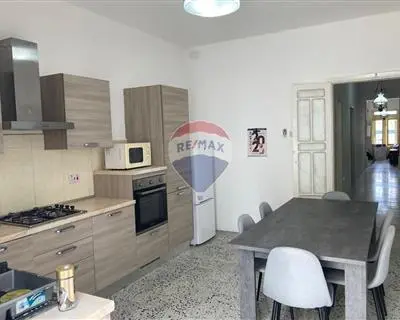 2 bedroom Maisonette to rent in Birkirkara