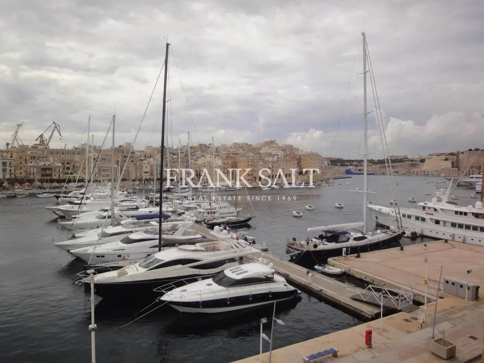 Vittoriosa, Furnished Apartment
