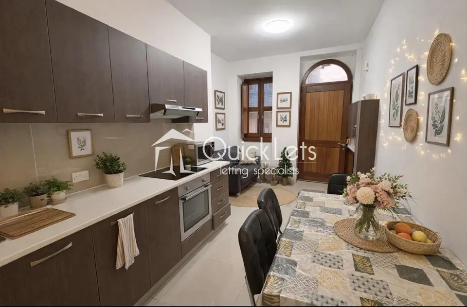 2 bedroom Maisonette to rent in Sliema