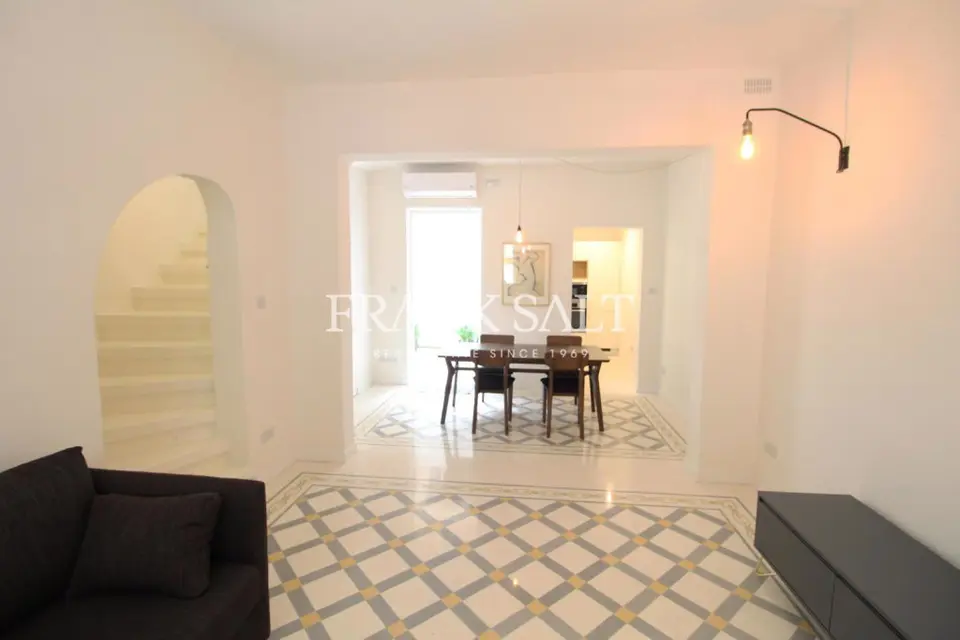 Floriana, Furnished Town House