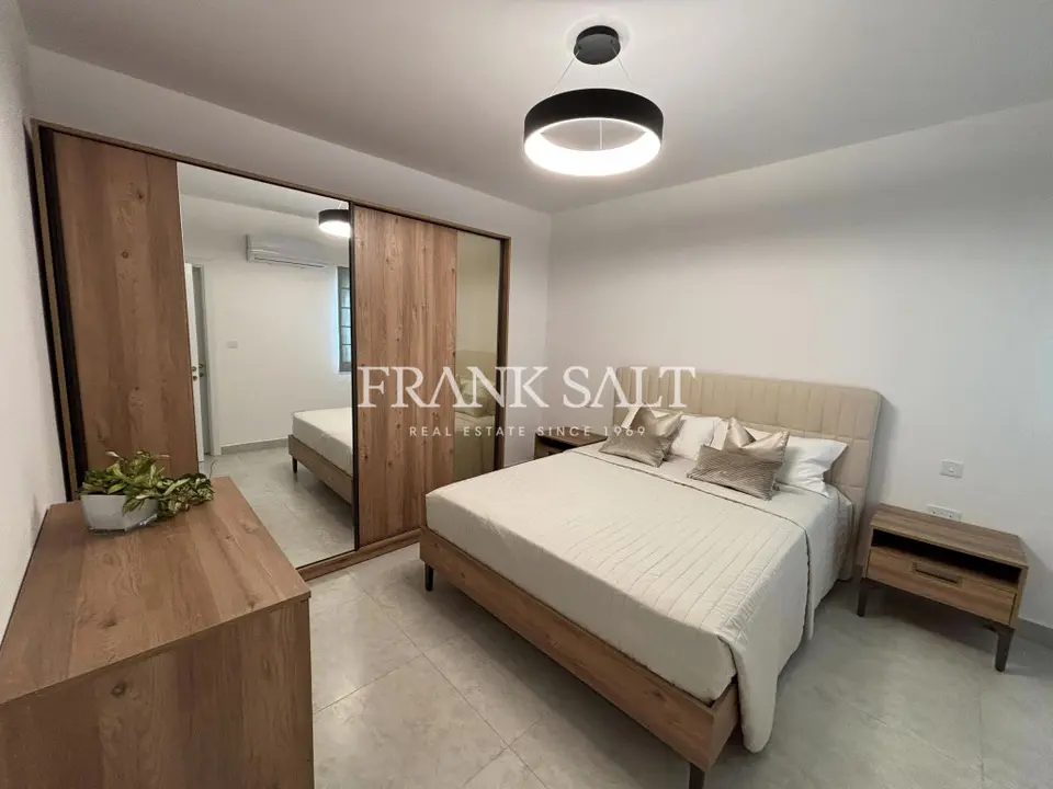 Zurrieq, Furnished Penthouse