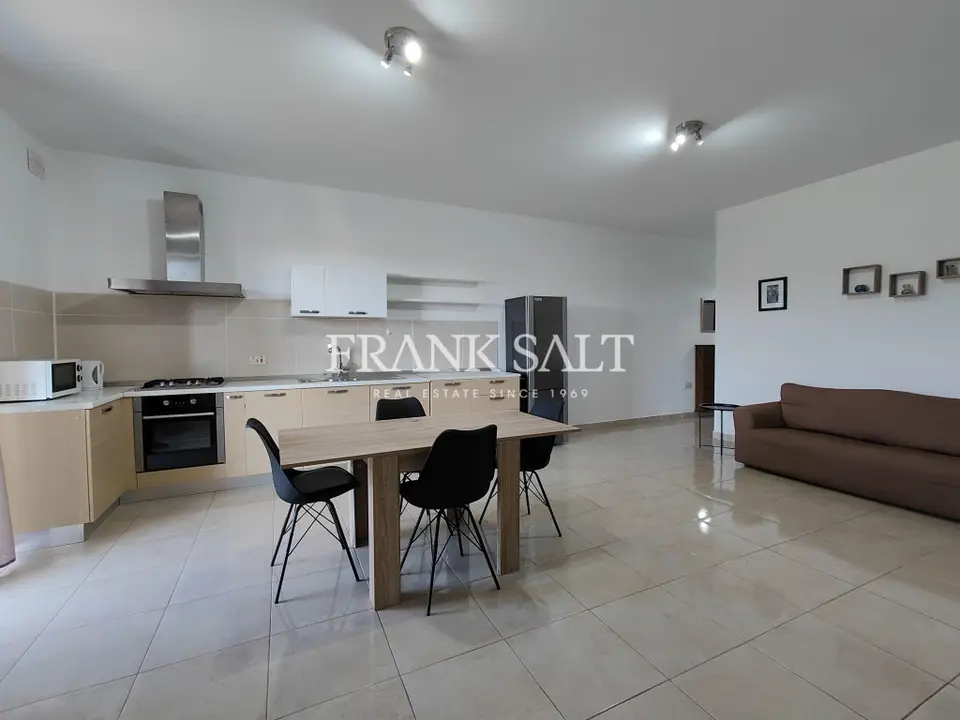 St Pauls Bay, Furnished Apartment