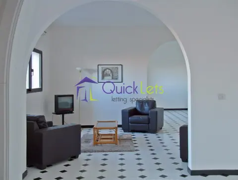 4 bedroom Bungalow to rent in Birzebbuga