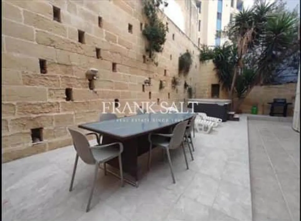 St Julians, Furnished Apartment