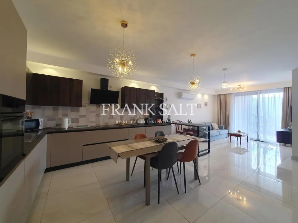 Pembroke, Furnished Apartment