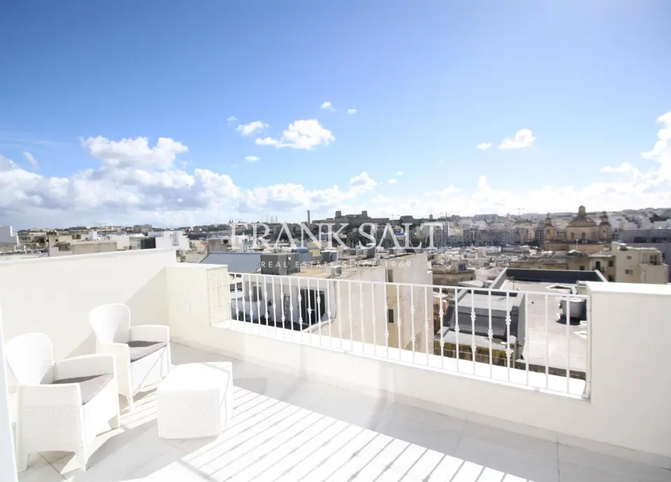 Msida, Furnished Penthouse