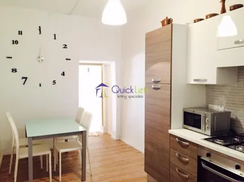 2 bedroom Maisonette to rent in Valletta