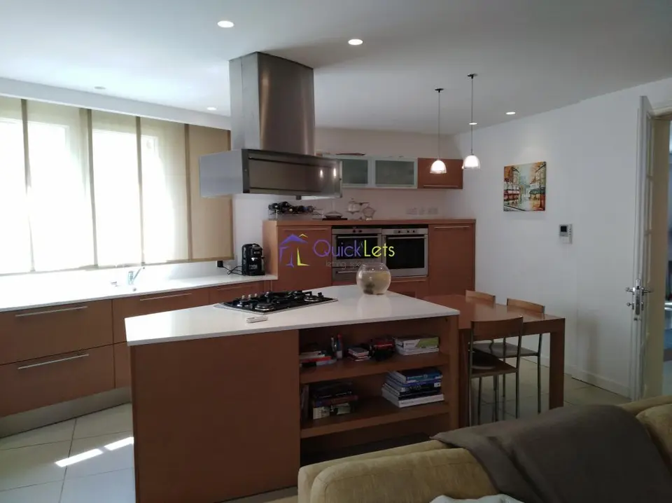 4 bedroom Semi Detached Villa  to rent in Swieqi