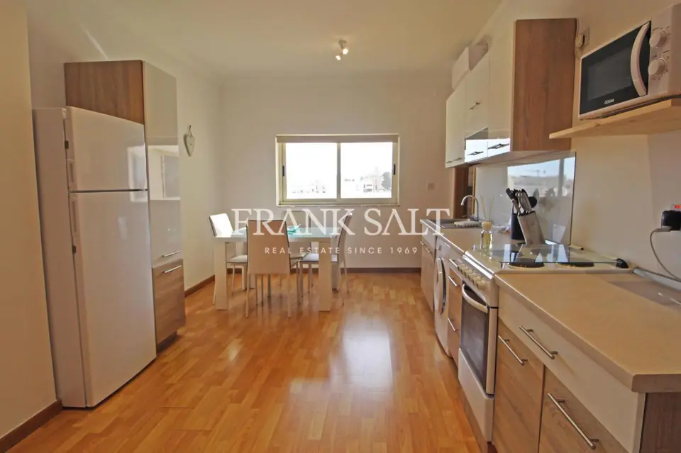 St Julians, Apartment