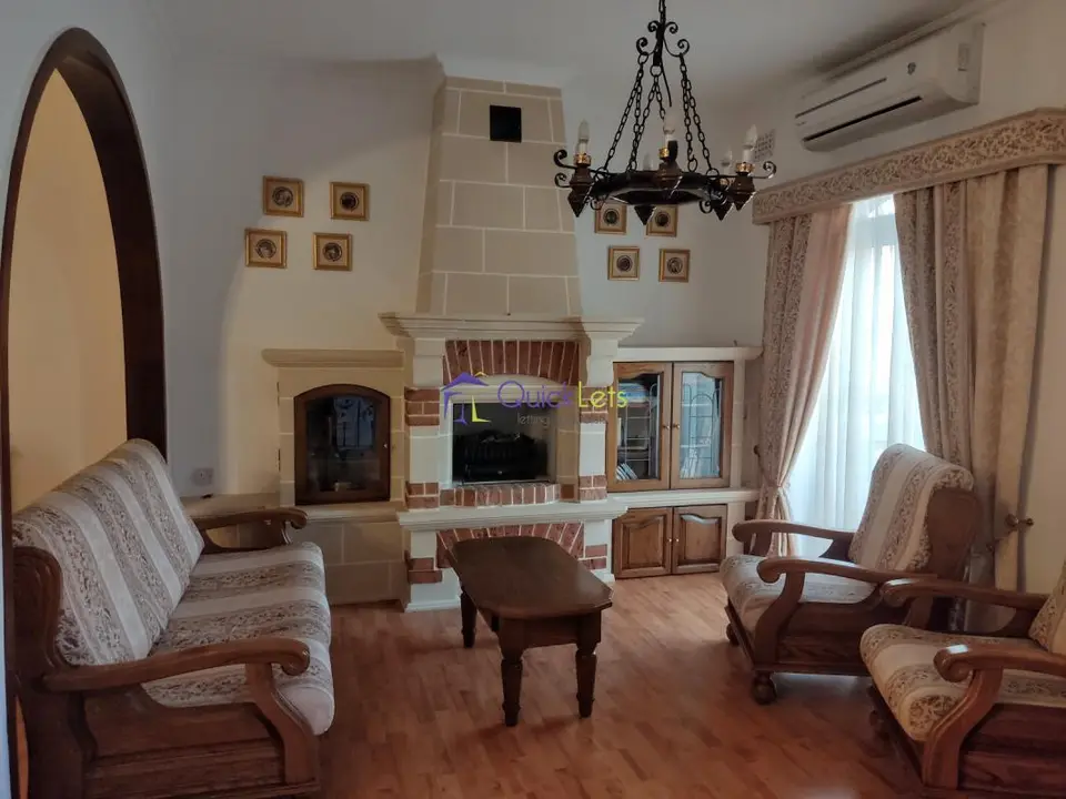 3 bedroom Maisonette to rent in Zebbug