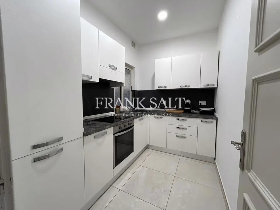 3 bedroom Apartment to rent in Ta' Xbiex